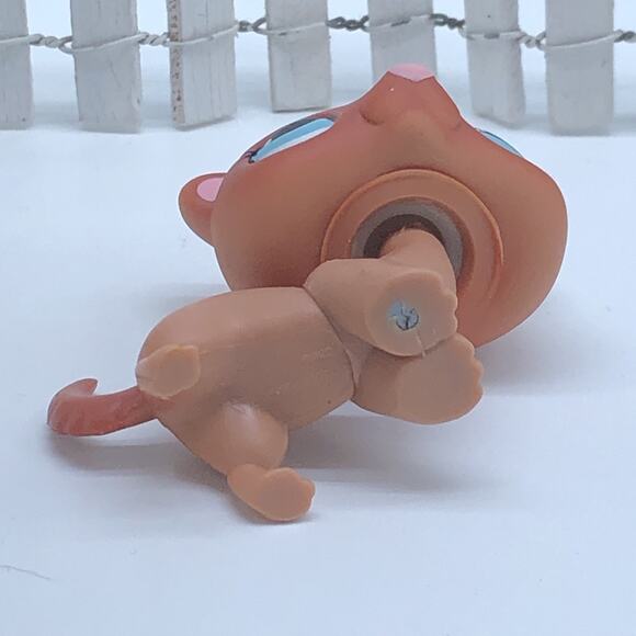 Littlest Pet Shop LPS #334 Red Brown Ferret Weasel Teal Eyes Cozy Care Center - Picture 4 of 5